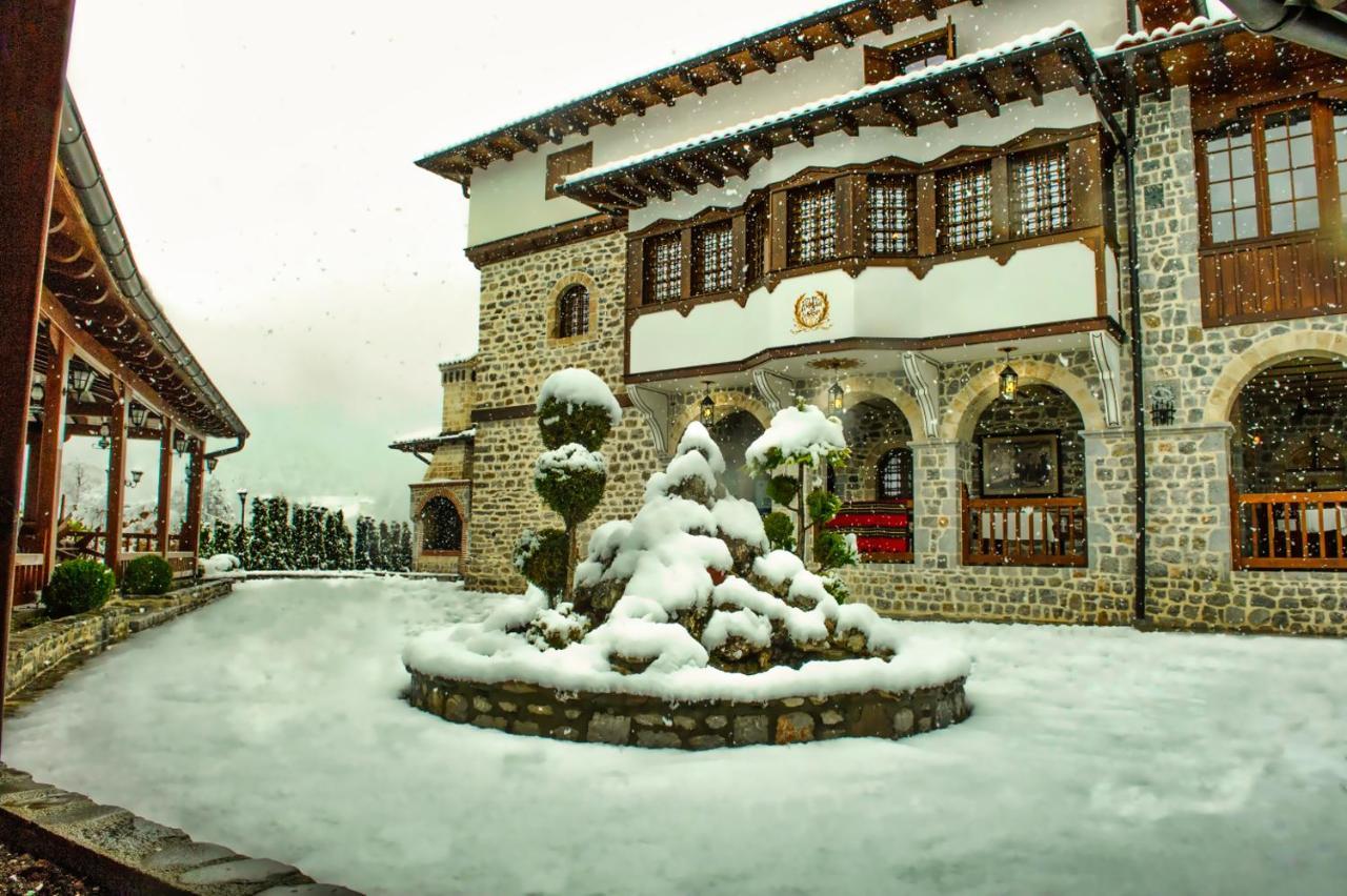 The House Of The Miyaks Hotel Rostusa Exterior photo